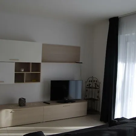 Al Chiar Di Luna Ferienhaus