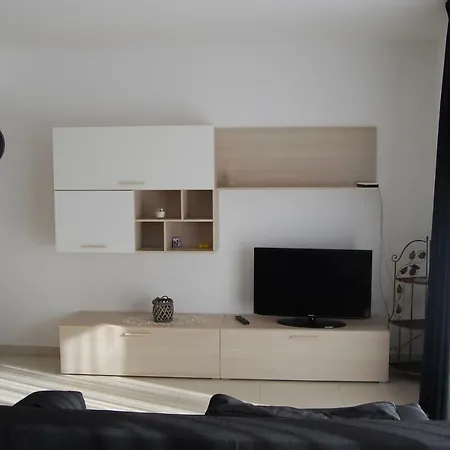 Al Chiar Di Luna Ferienhaus *